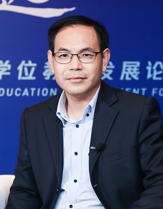 李小勇